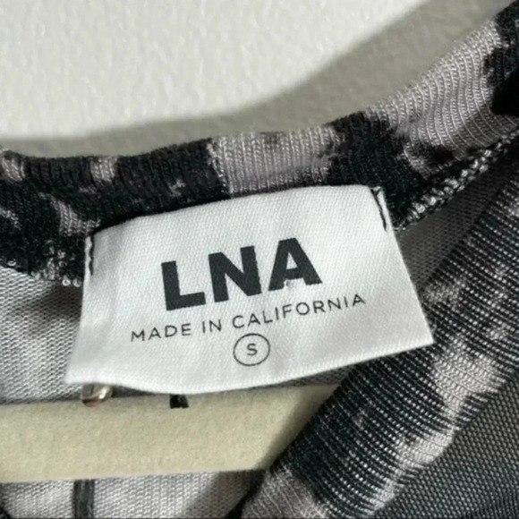 🍁 LNA Orion Python Sweatshirt Size Small - Picture 10 of 10